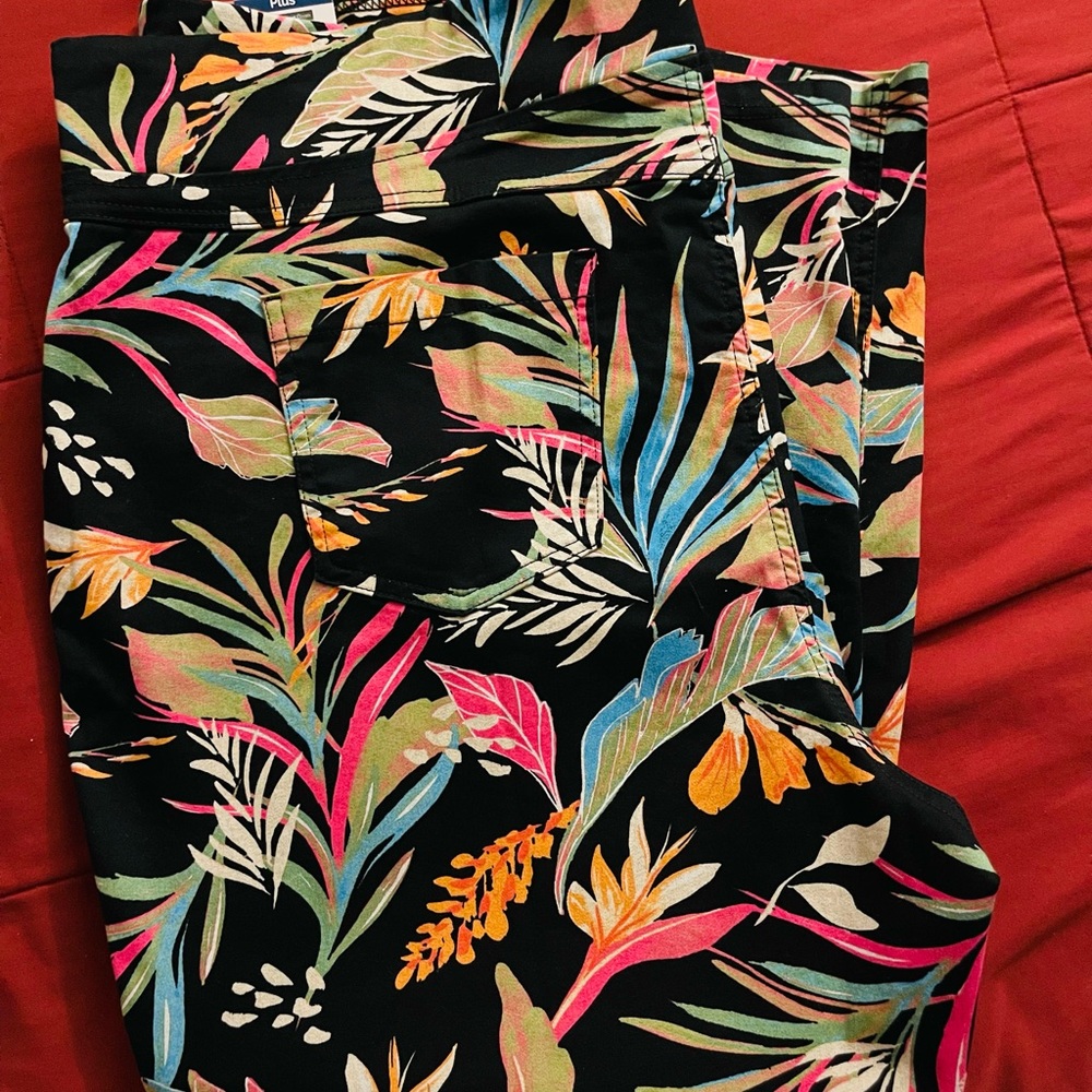 Printed pant/leggings!!! - Picture 2 of 5